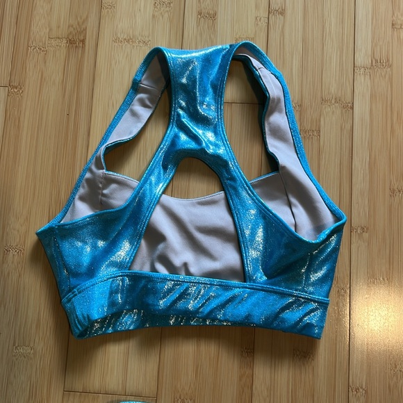 Heroine Sport Shiny aqua blue sports bra and workout leggings - Picture 3 of 4